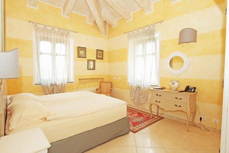 Villa Morneto Vignale Buitenkant foto