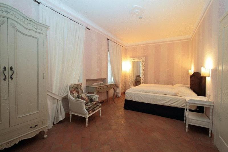 Villa Morneto Vignale Buitenkant foto
